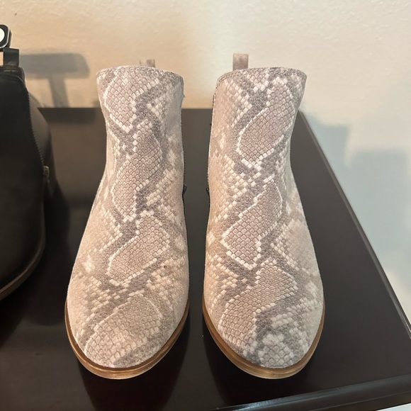 Lucky Brand Basel Booties - Picture 2 of 4